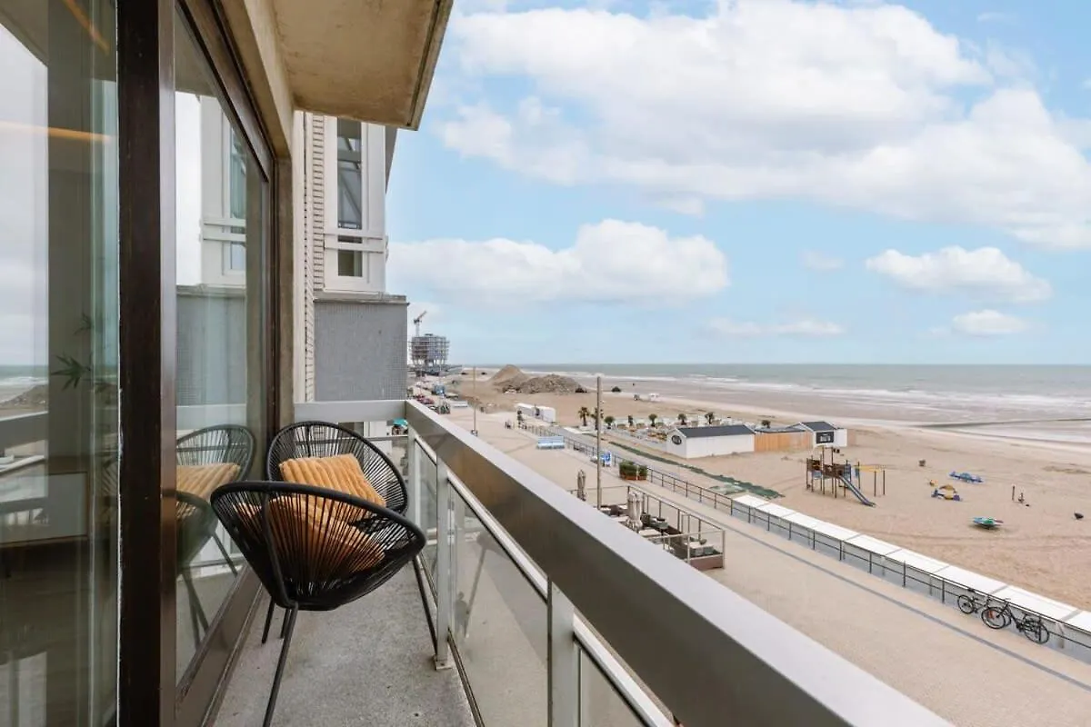 Huswell - Pleasant Apartment With Frontal Sea View Middelkerke
